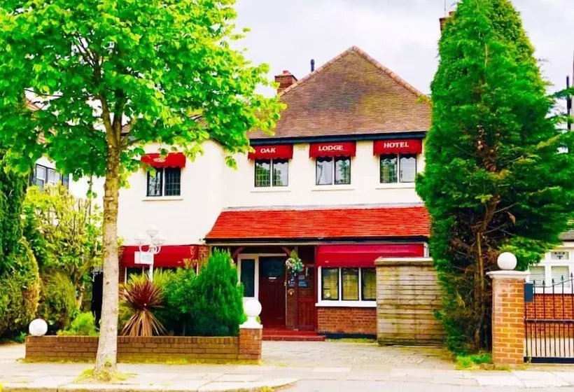 Hotel Oak Lodge