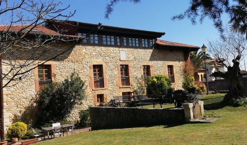 Отель Palacio De La Viñona