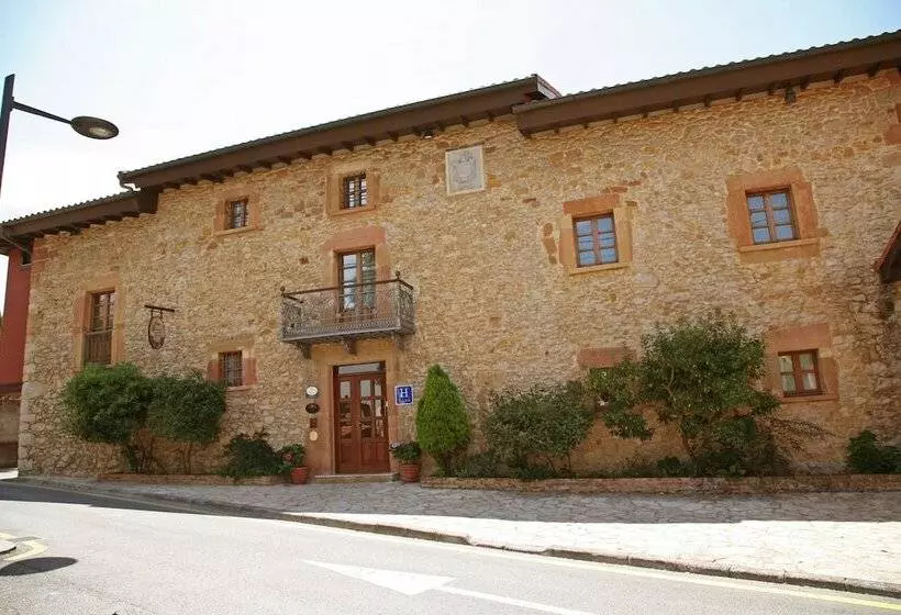 Отель Palacio De La Viñona