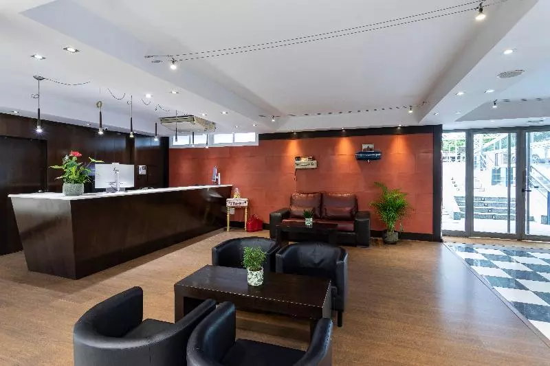 هتل Petit Palace Arturo Soria Alcala