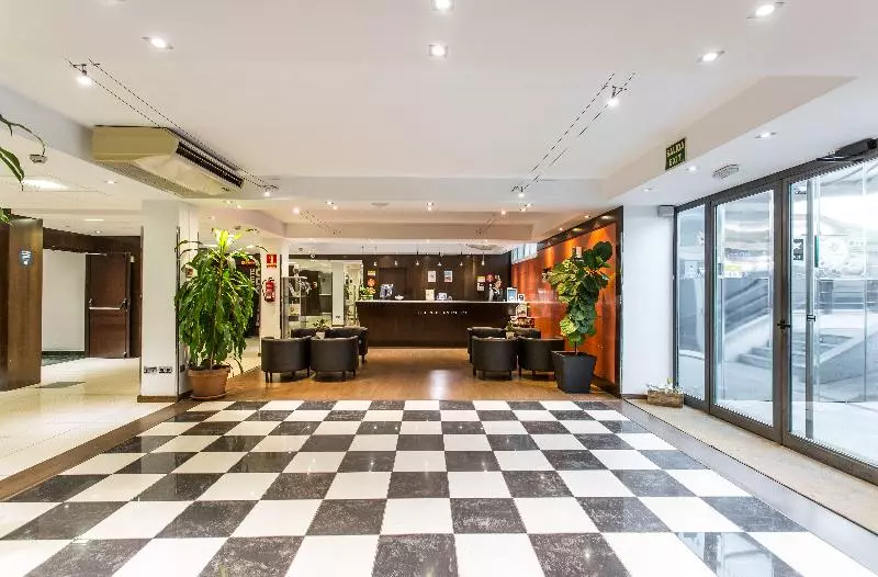 هتل Petit Palace Arturo Soria Alcala