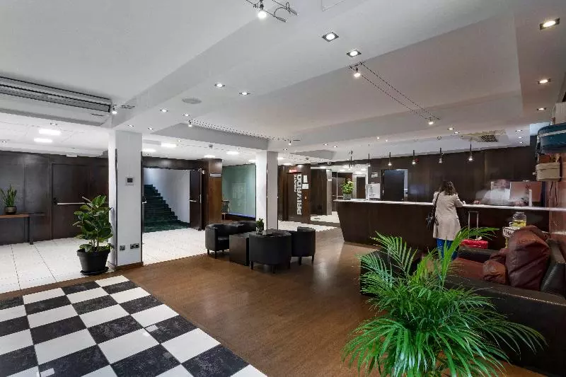 هتل Petit Palace Arturo Soria Alcala