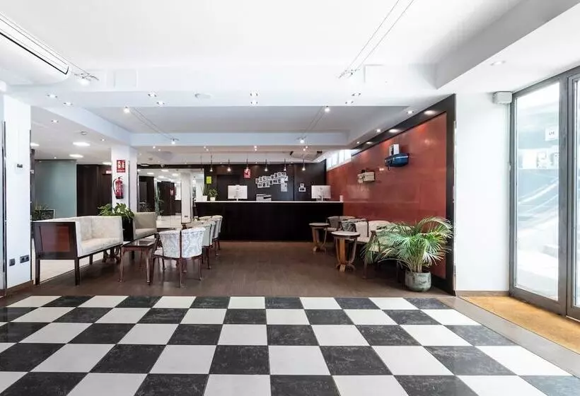 ホテル Petit Palace Arturo Soria Alcala
