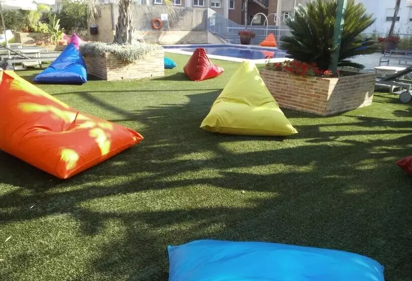 فندق Port Feria Valencia