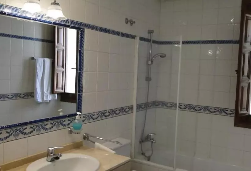 교외 호텔 Vettonia