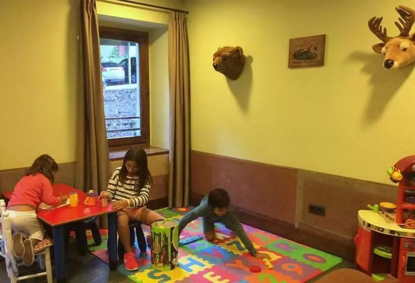 فندق Santa Cristina Petit Spa