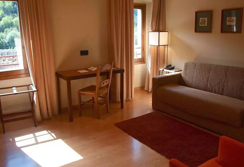 فندق Santa Cristina Petit Spa