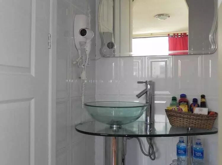 בית מלון כפרי Sol De Quito