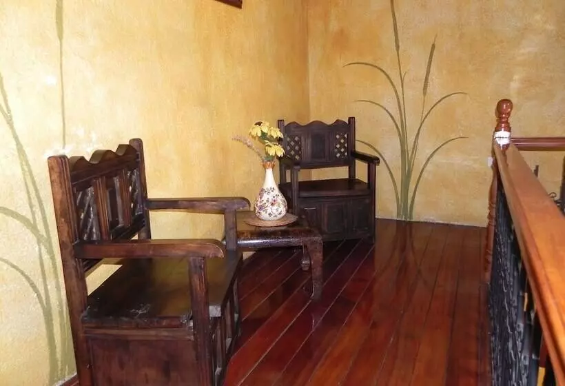 בית מלון כפרי Sol De Quito