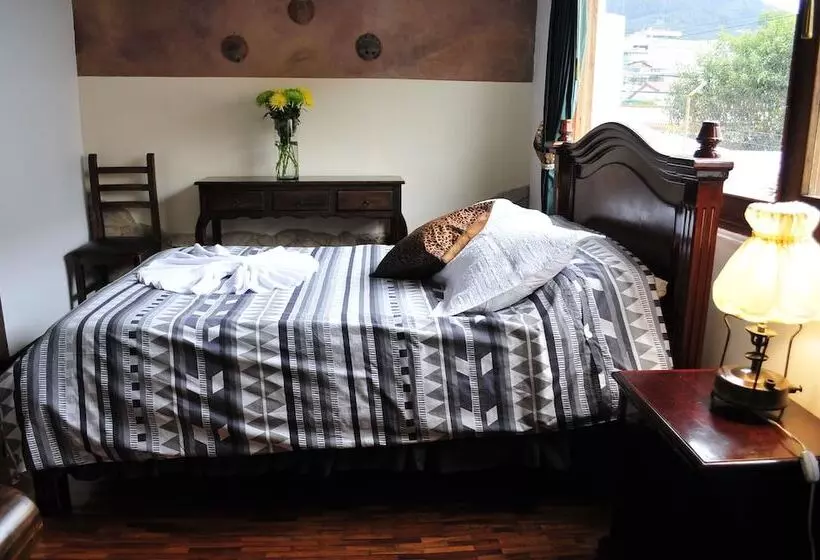 בית מלון כפרי Sol De Quito