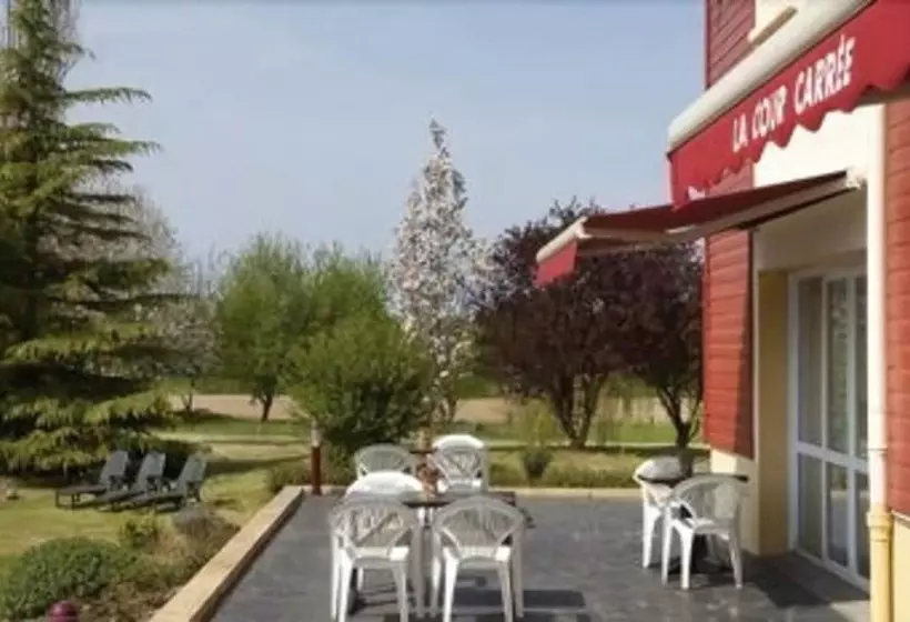 酒店 The Originals City, Hôtel La Cour Carrée, Eu