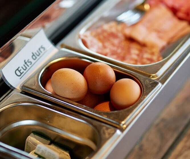 فندق The Originals City, Hôtel La Cour Carrée, Eu