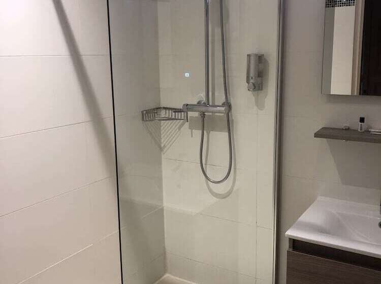 فندق The Originals City, Hôtel La Cour Carrée, Eu