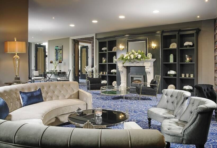 호텔 Tullamore Court