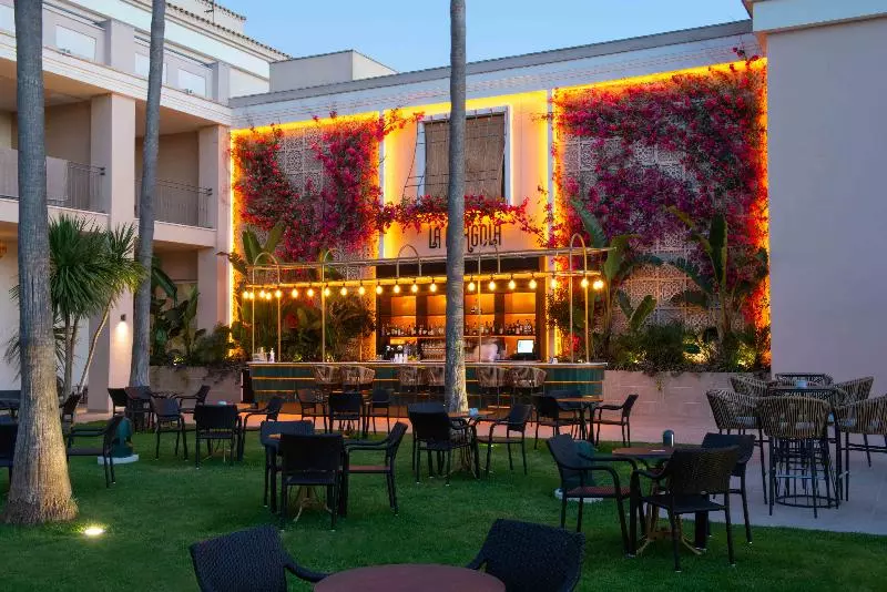 Hotel Valentin Sancti Petri