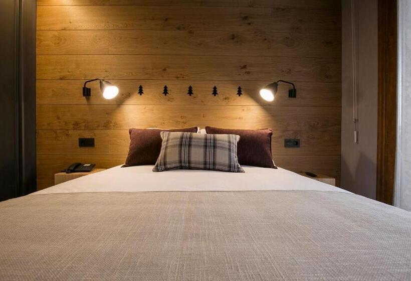 هتل Xalet Montana