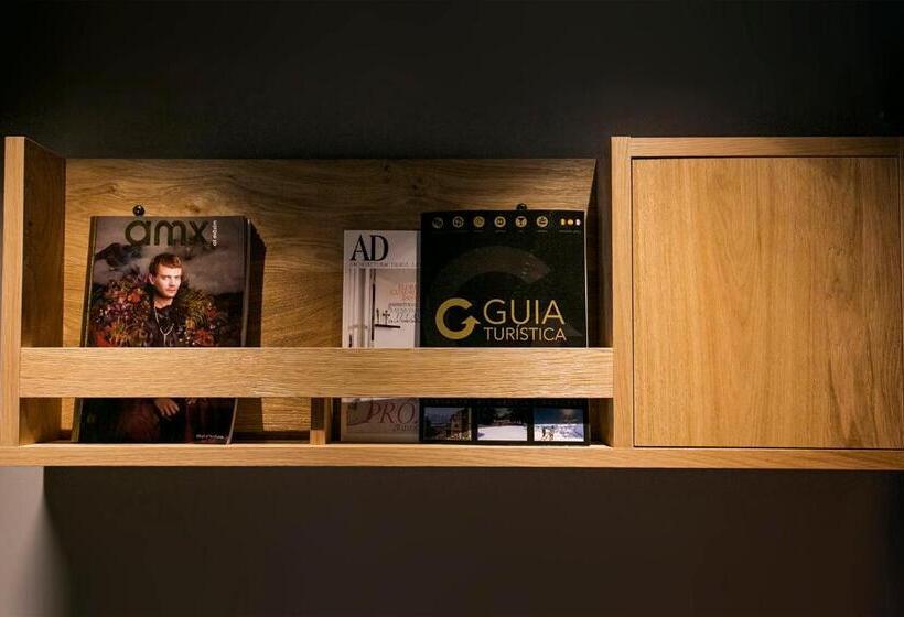 هتل Xalet Montana