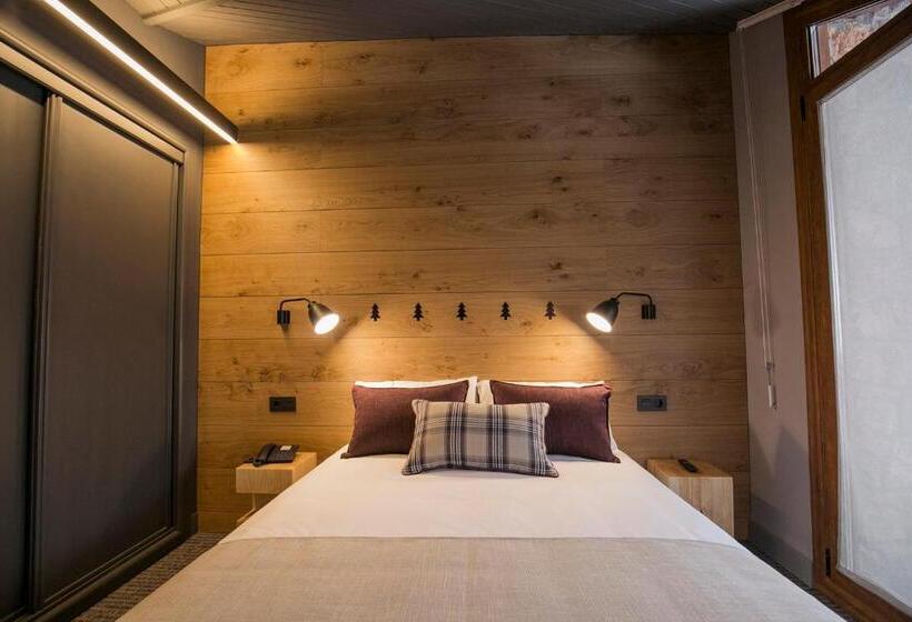 هتل Xalet Montana