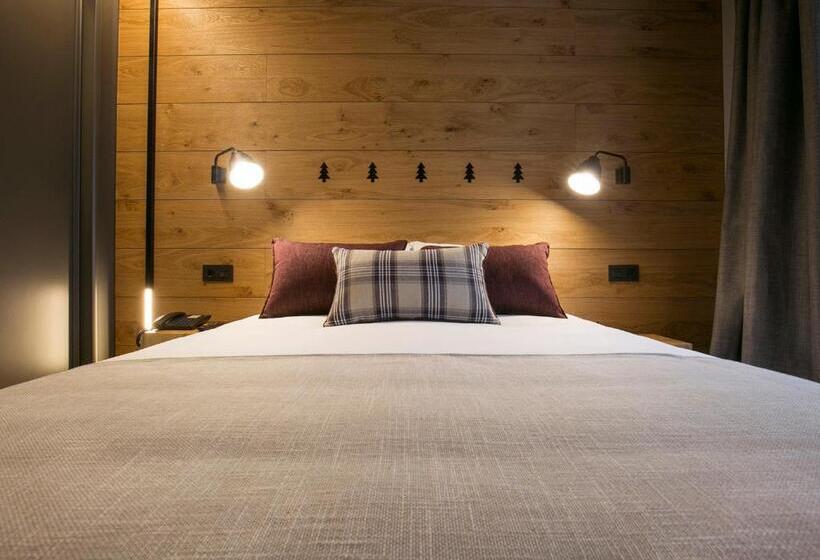 هتل Xalet Montana