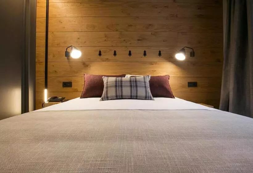 هتل Xalet Montana