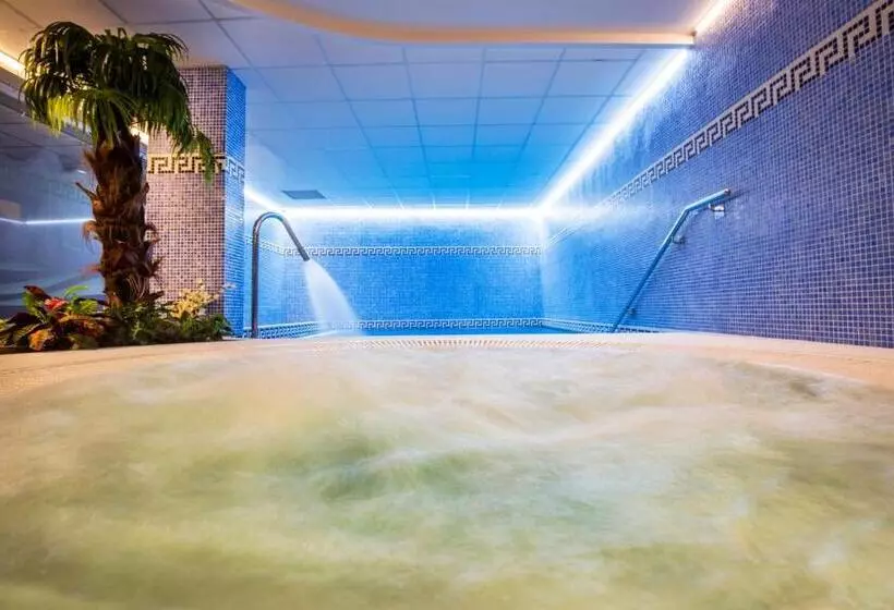 هتل Xalet Montana