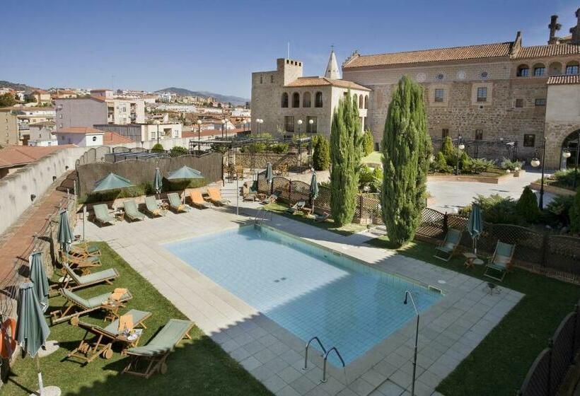 Parador De Plasencia