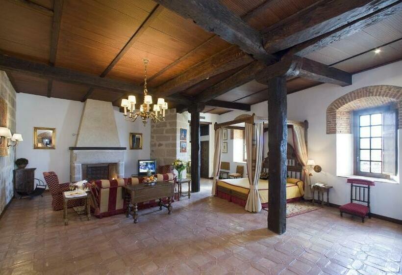 Parador De Plasencia