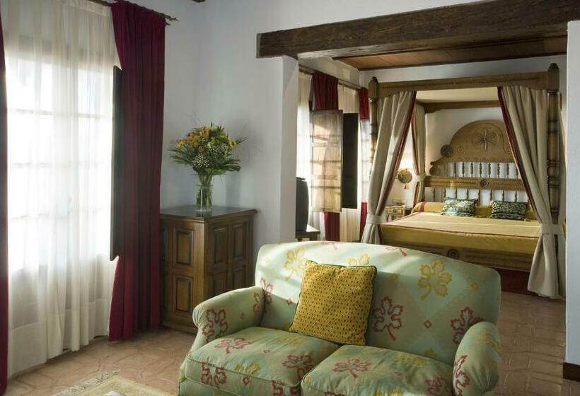 Parador De Plasencia