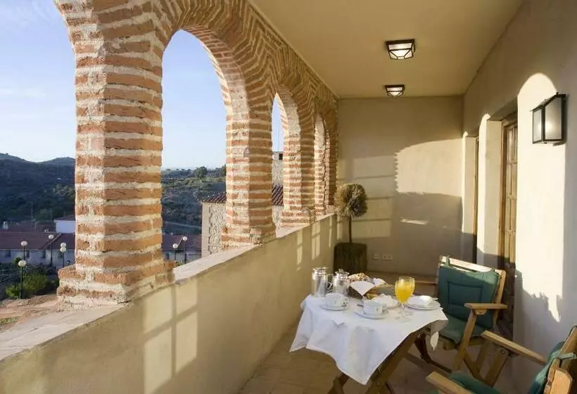 Parador De Plasencia