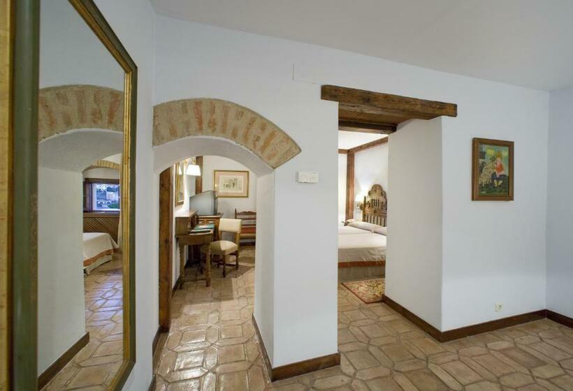 Parador De Plasencia