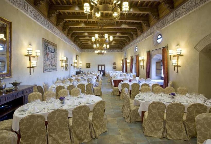 Parador De Plasencia