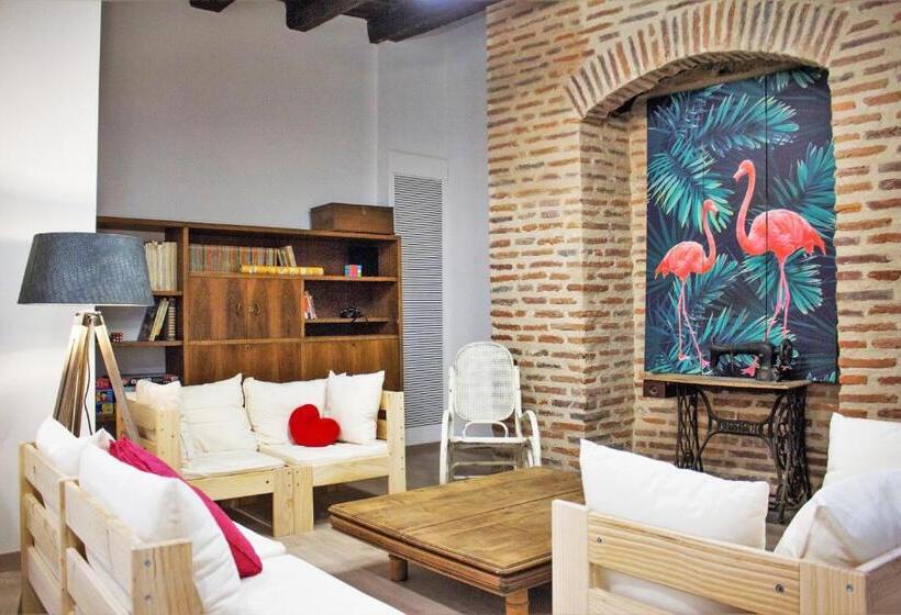 Quartier Leon Hostel Barrio Húmedo