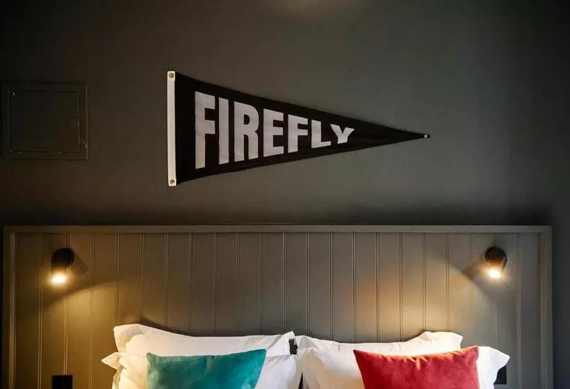 Hotel Firefly