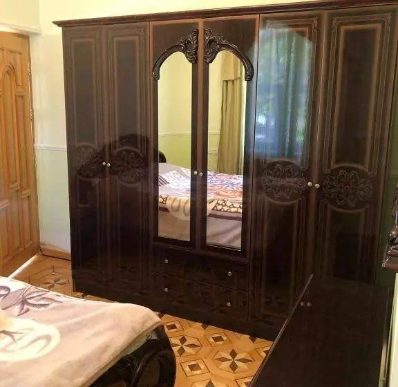 Valda Hotel On Tumanyan