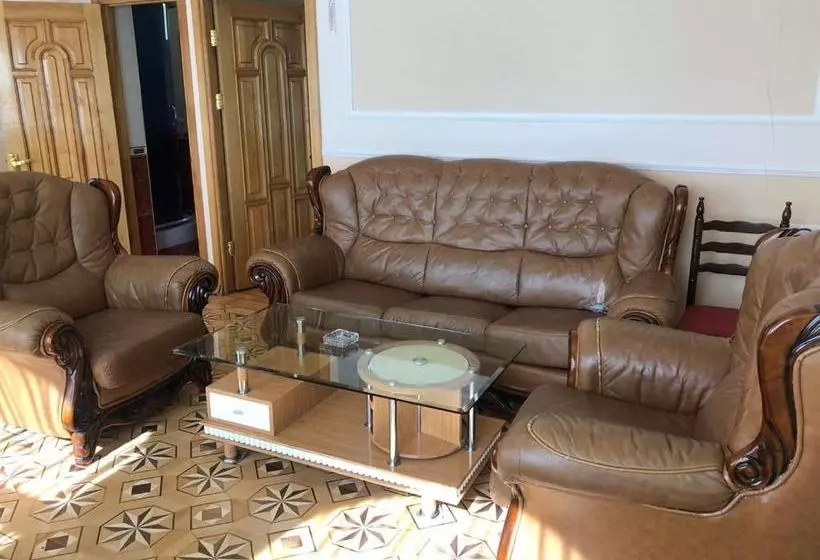 Valda Hotel On Tumanyan