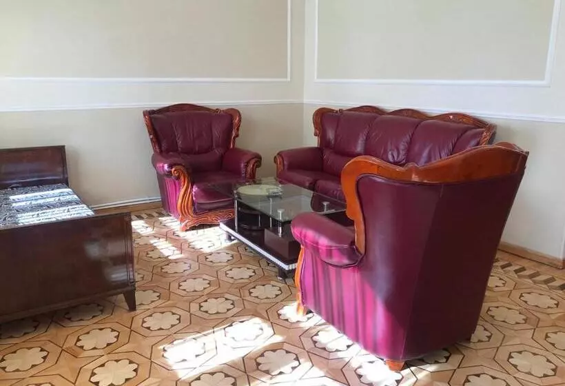 Valda Hotel On Tumanyan