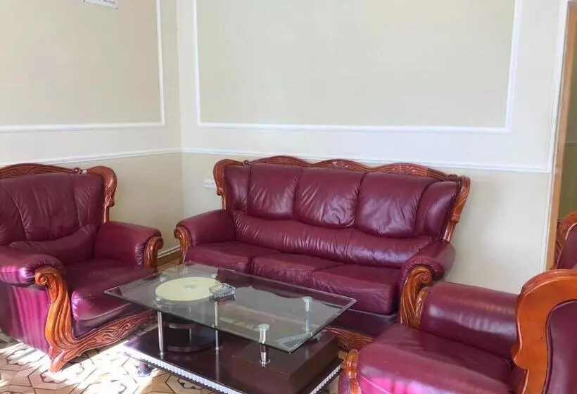 Valda Hotel On Tumanyan