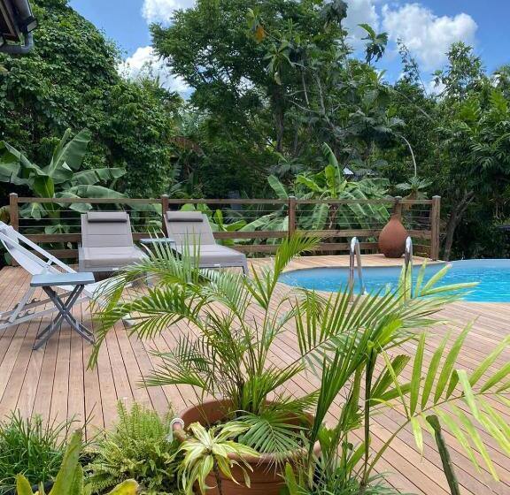 پانسیون Locastudio Grenadine