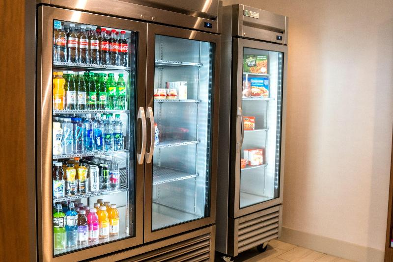 בית מלון כפרי Holiday Inn Express & Suites   Brandon, An Ihg