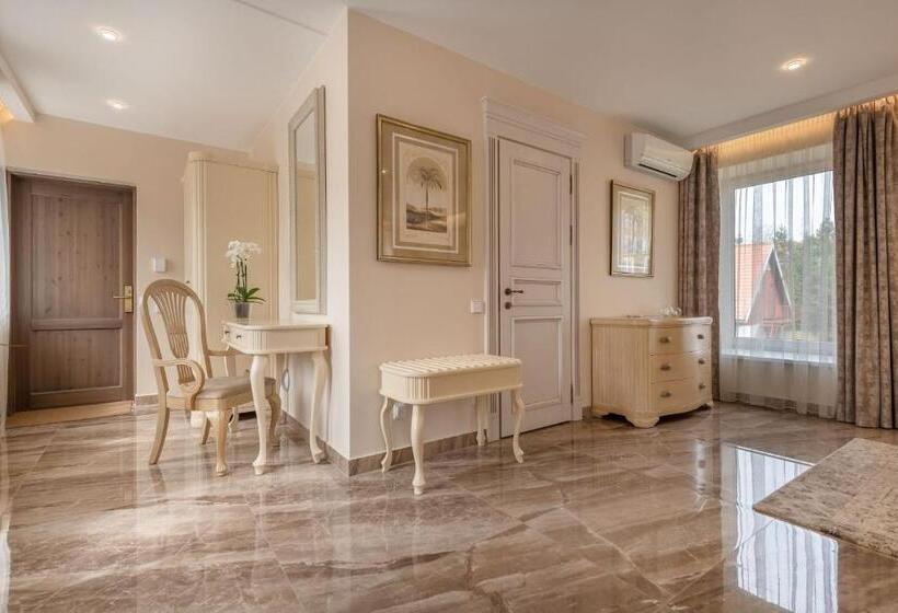 هتل Pušų Paunksnėje