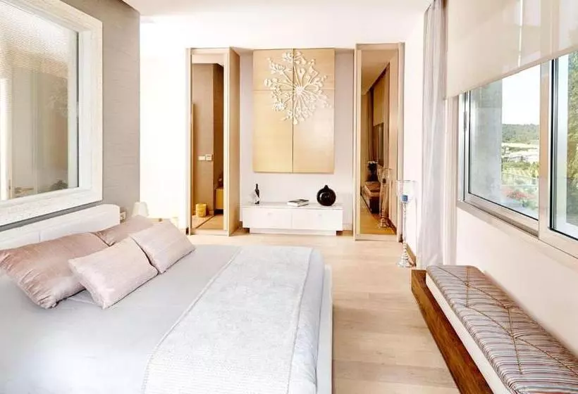 هتل Two Rooms