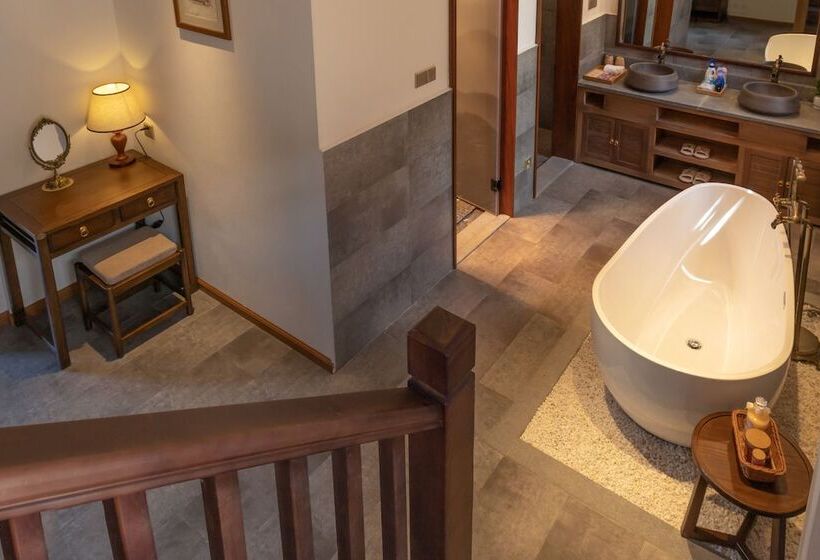 호텔 Lijiang Passing Cloud Resort