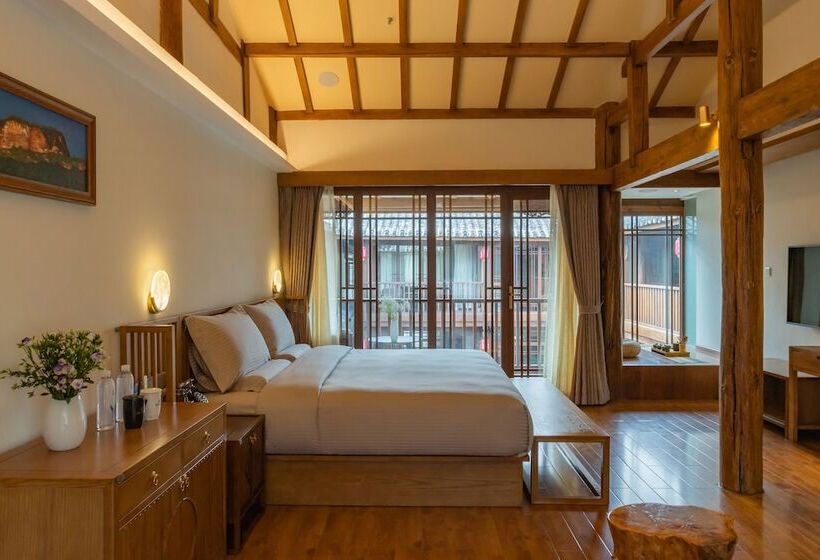 호텔 Lijiang Passing Cloud Resort