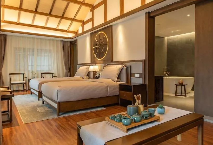 ホテル Lijiang Passing Cloud Resort