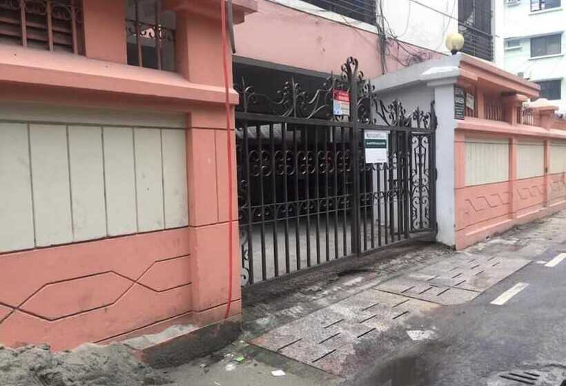 پانسیون Maya Service Apt