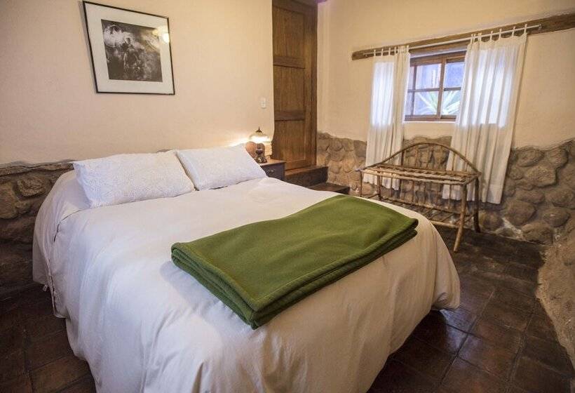 بنسيون Perayoc Art & Luxury Bungalows