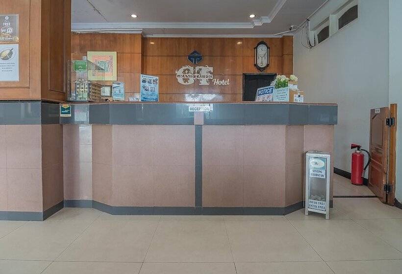 بنسيون Reddoorz Syariah @ Grand Taufiq Tarakan