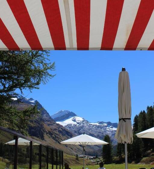 Hotel Sonne Fex Alpine Hideaway