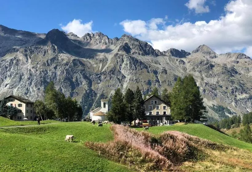 Hotelli Sonne Fex Alpine Hideaway