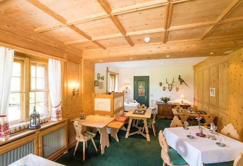 Hotelli Sonne Fex Alpine Hideaway